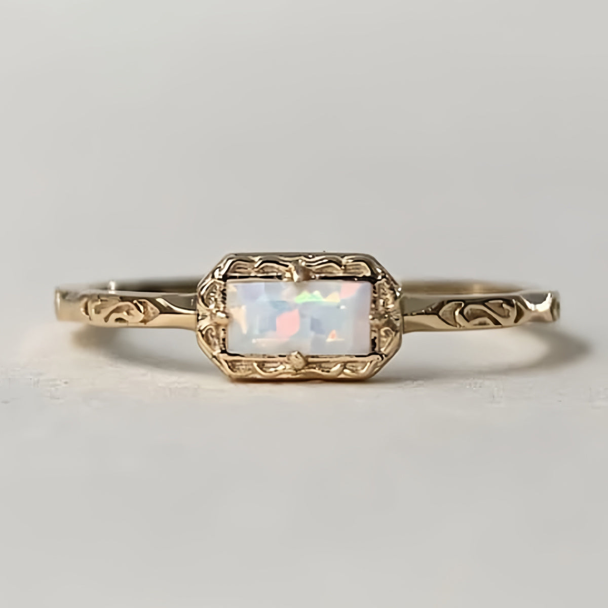 Agate Cubic Zirconia Ring