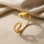 Enduring Teardrop Gold Bracelet