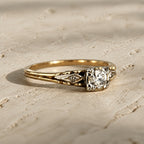 Minimal Gold Curve Ring