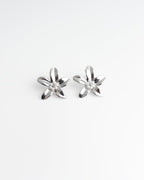 Toned Pearl Flower Stud Earrings