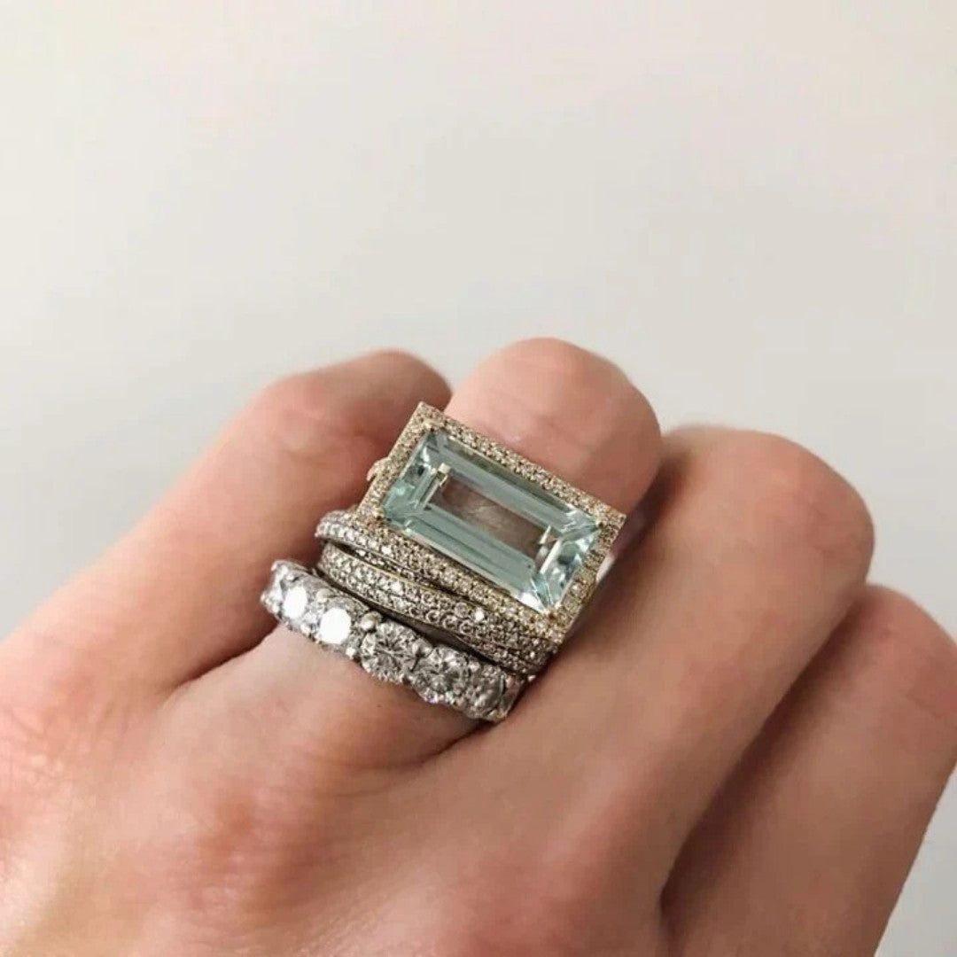 Vintage-Inspired Turquoise Glass Ring Set