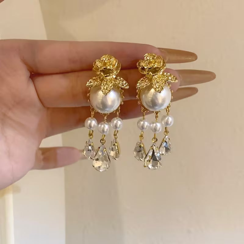 Pearl Dew Drop Earrings
