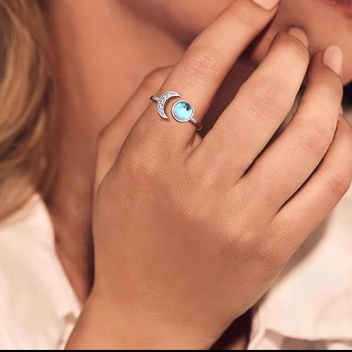 Silver Crescent Moon Moonstone Ring