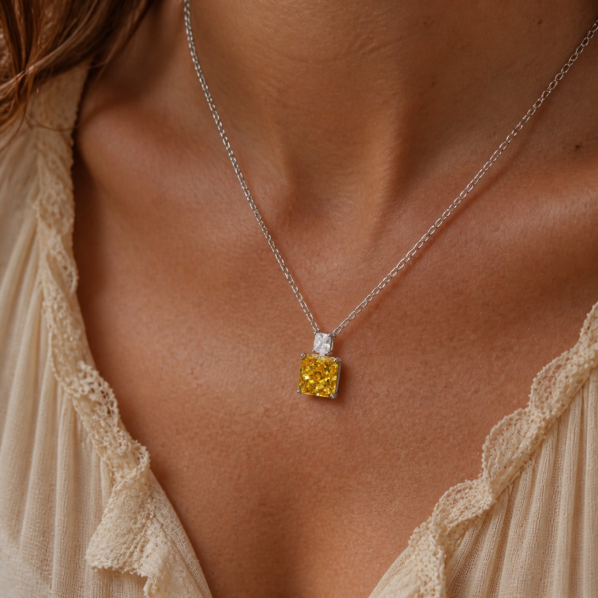 Opulent Golden Pendant Necklace