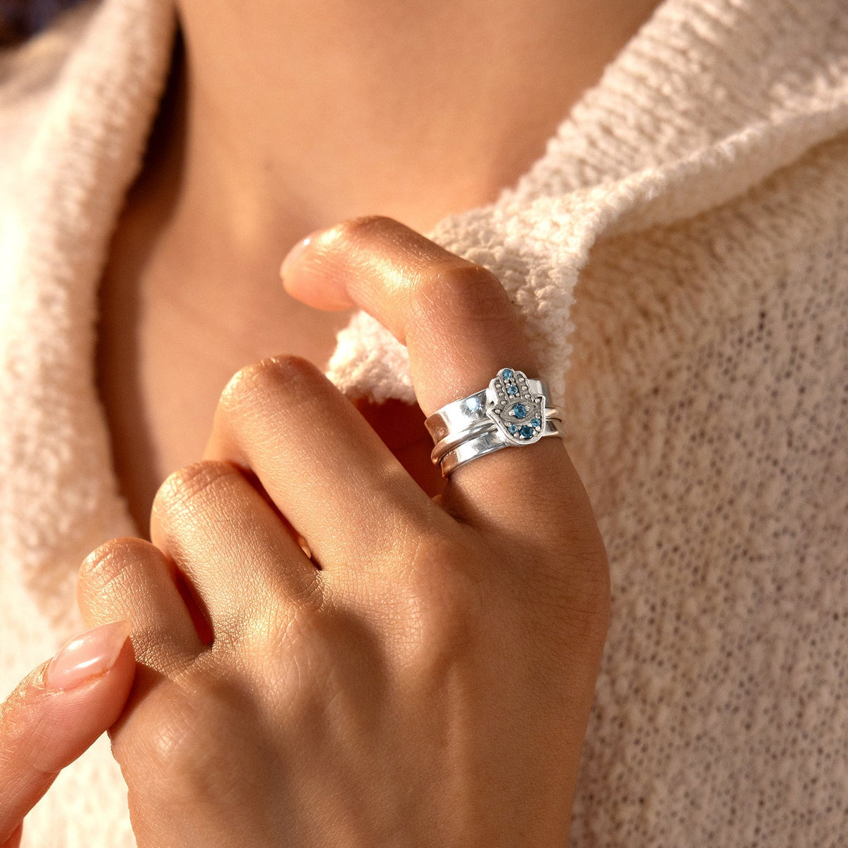 Hamsa Blue Topaz Fidget Ring