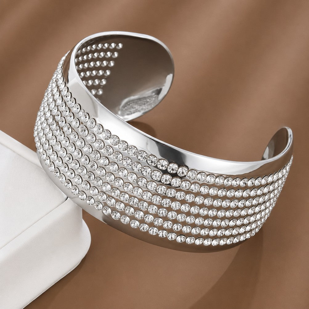 Inlaid Zirconia Fashion Bracelet