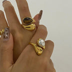 Maria Dazzling Pearl Sculpted Gold ring