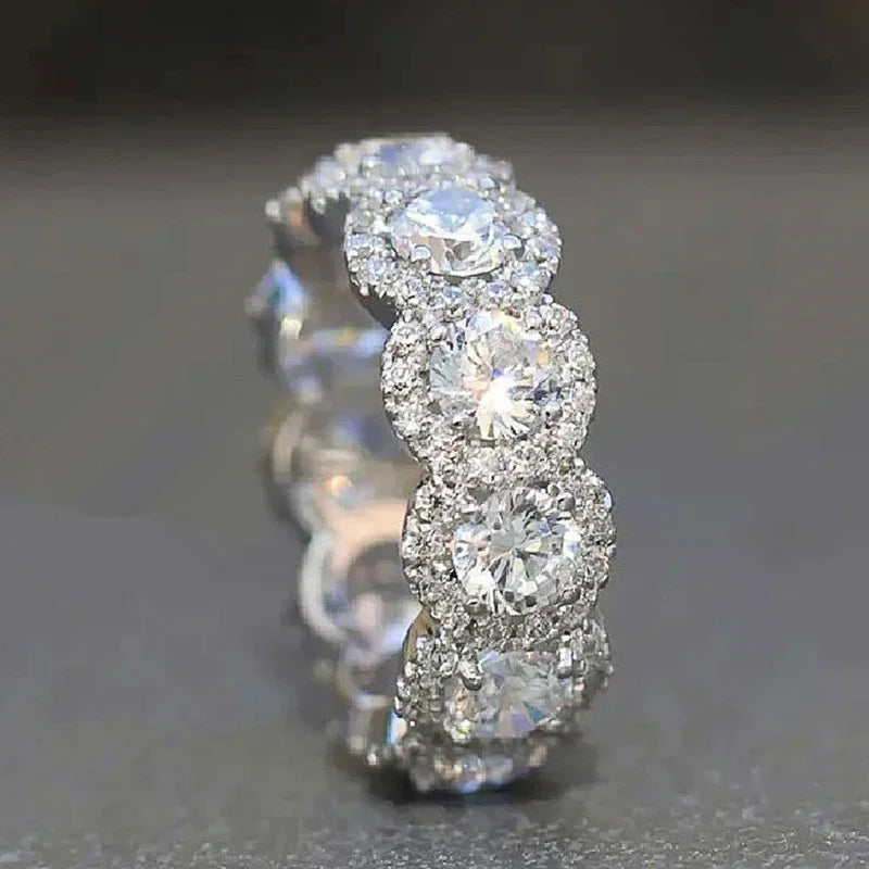 Refined Shimmering Inlaid Zirconia Ring