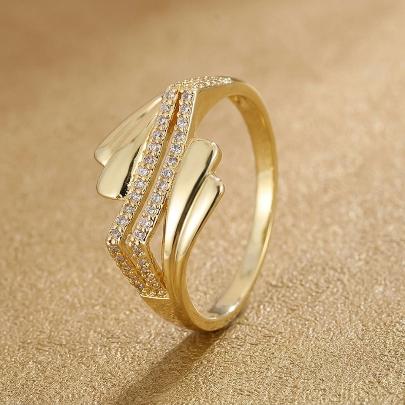Prestigious Geometric Cross Ring
