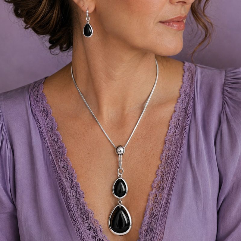 Lustrous Black Stone Necklace