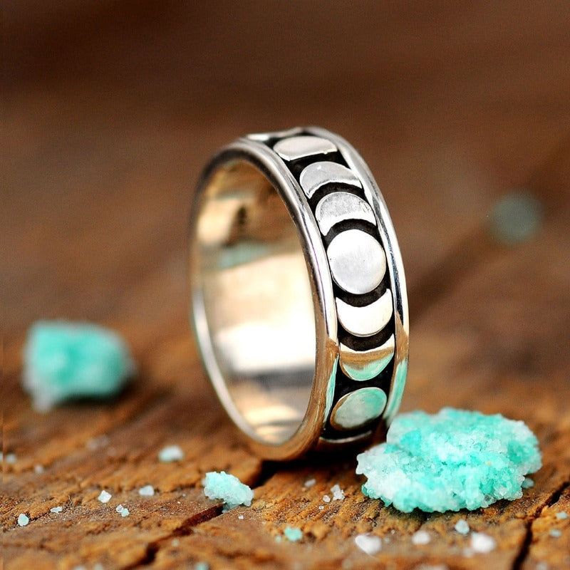 Moon Phase Spinner Ring