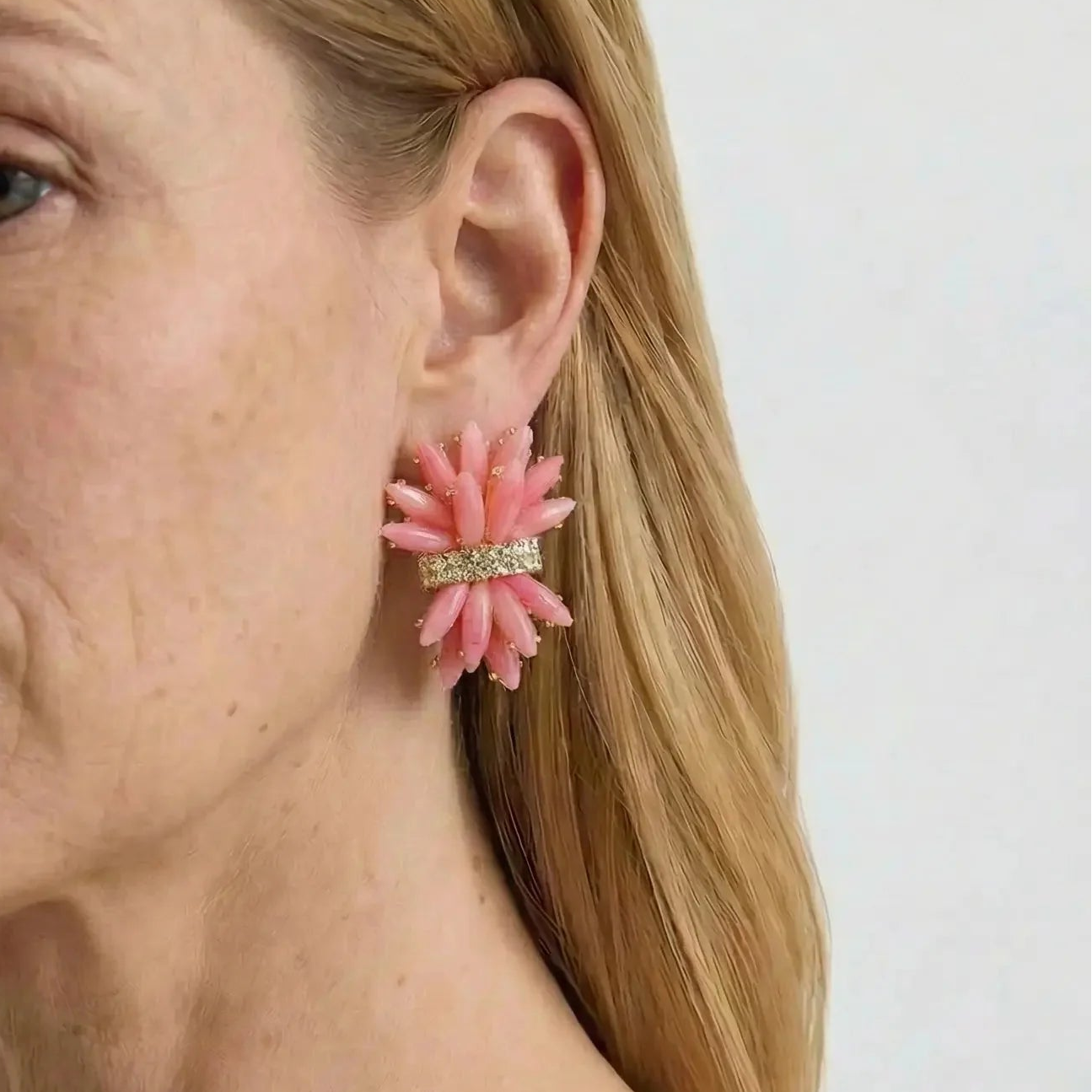 Dahlia Light Earrings