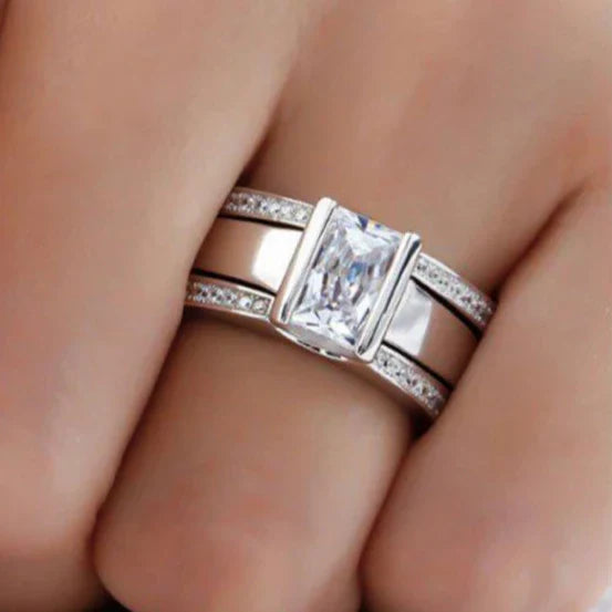 White Gold Glass Halo Ring