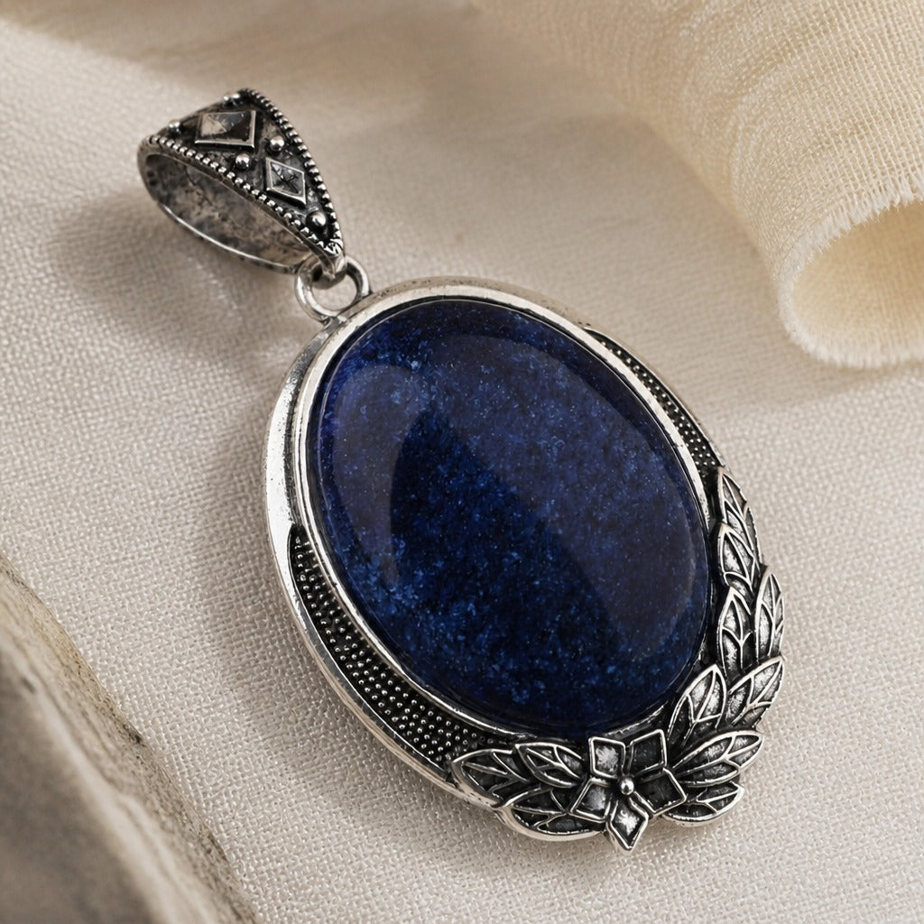 Windsor Stone Charm Pendant
