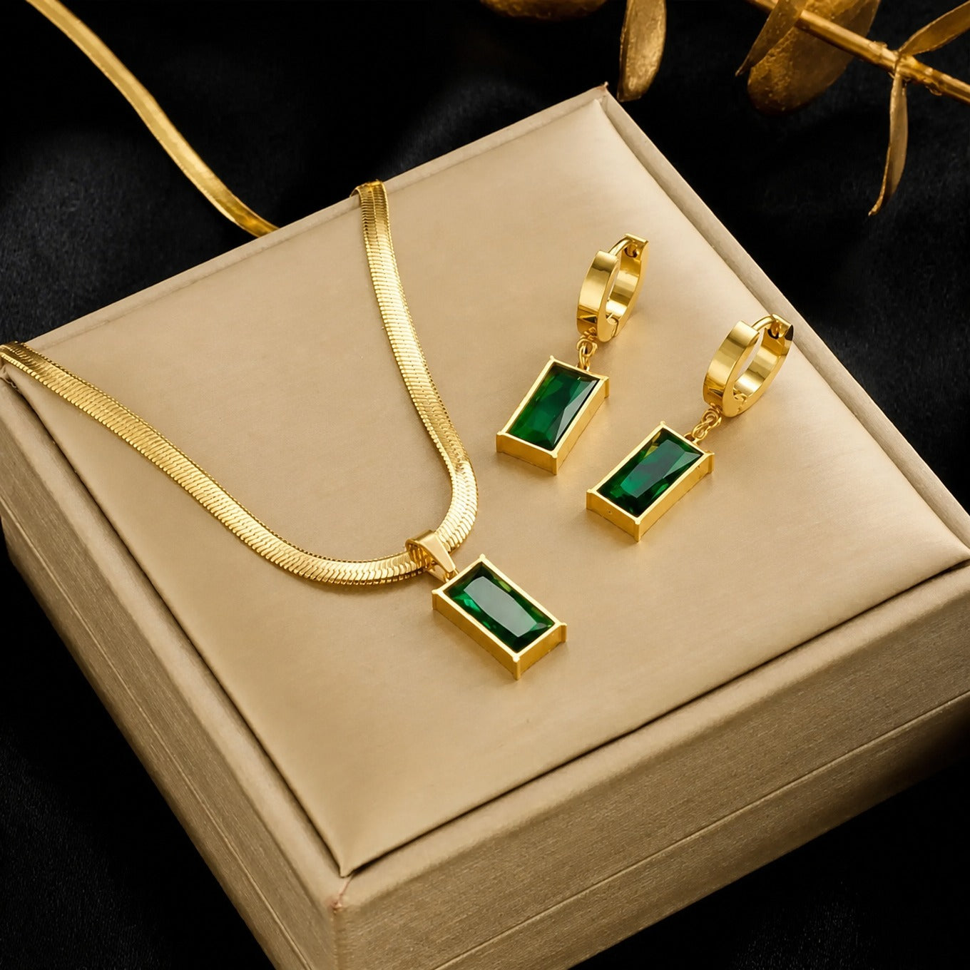 Emerald Willow Luxury Set