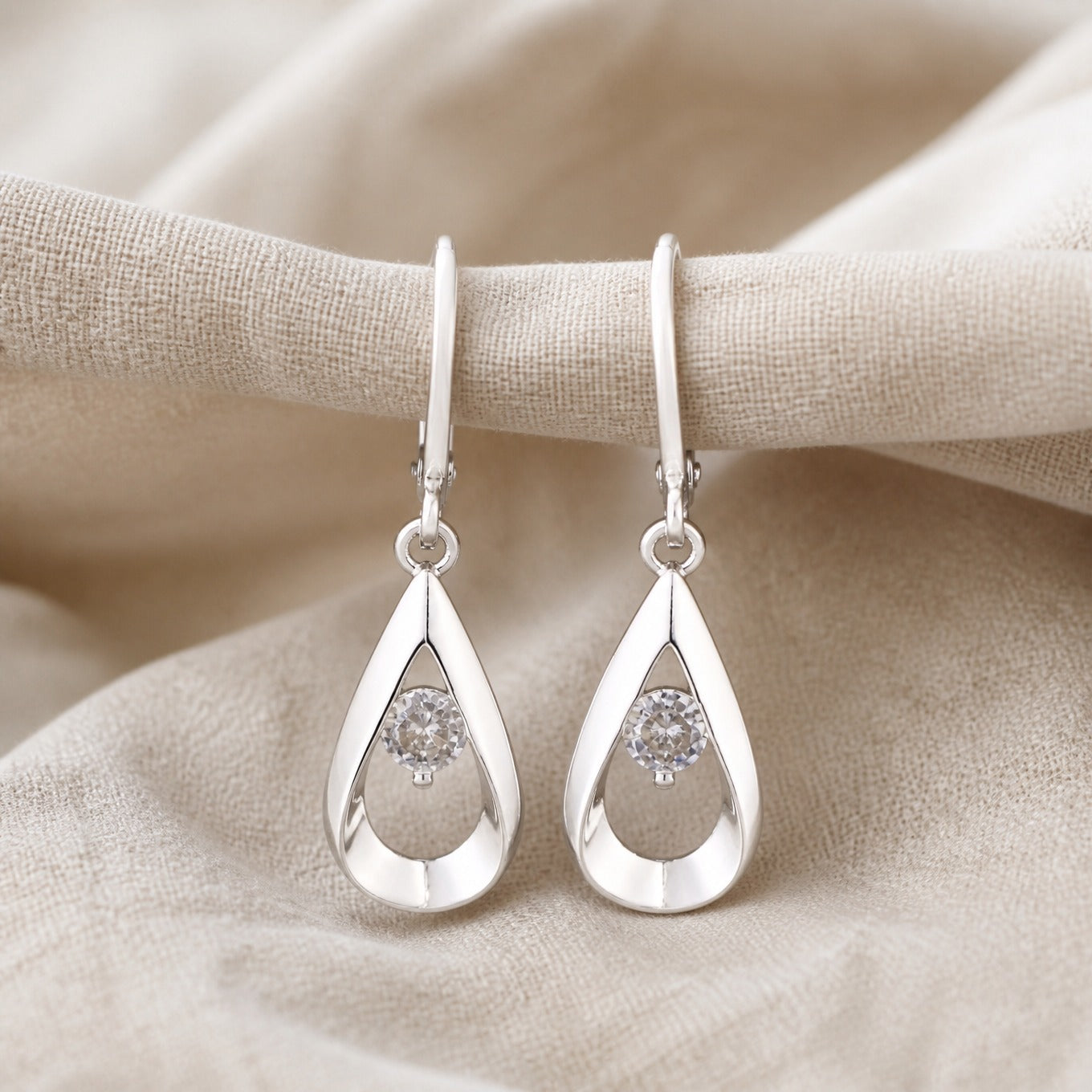 Timeless Crystal Drop Earrings