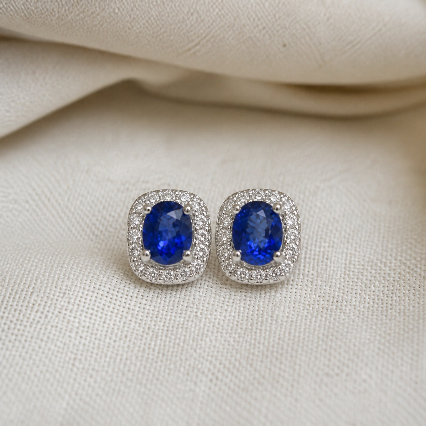 earrrrstuds