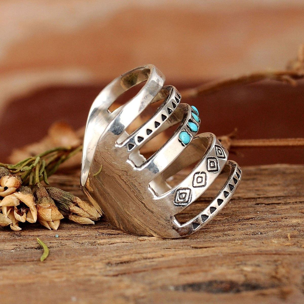 Silver Southwestern Turquoise Ring