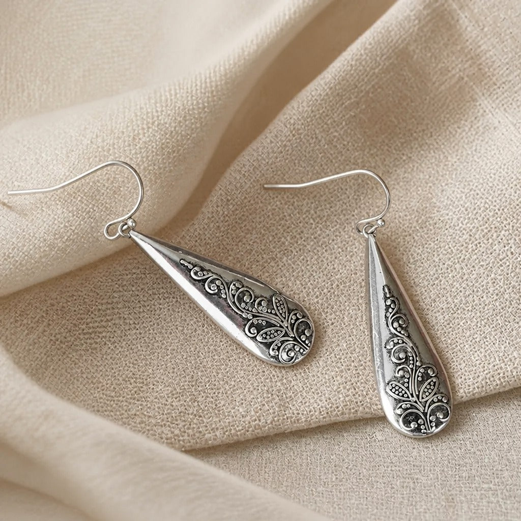 Vintage Floral Relief Earrings